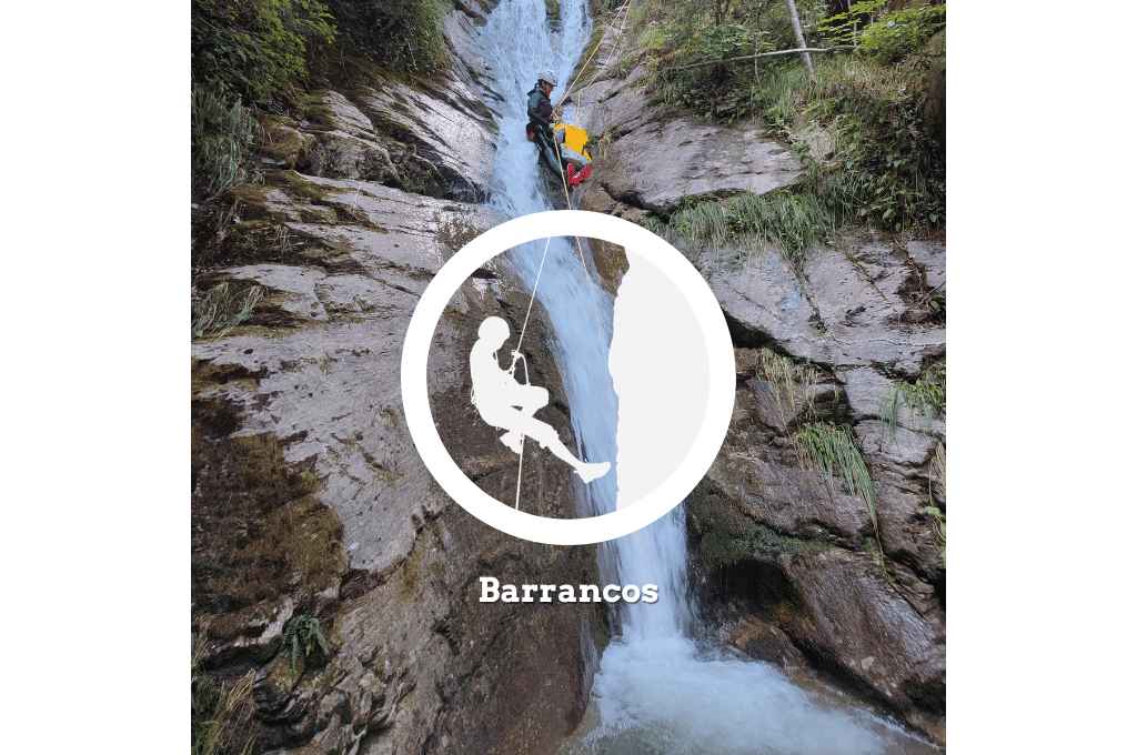 Barranco en el Pirineo con guia
