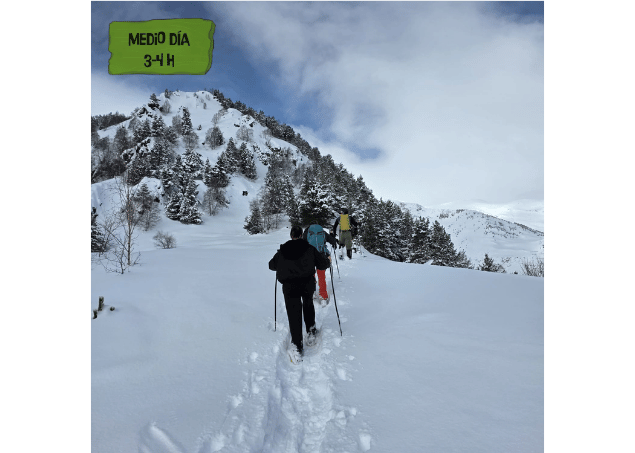 Rutas con raquetas de nieve con guía en los Pirineos, hasta el Mirador de Corbiu